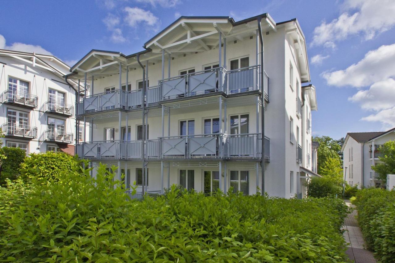 Zentrale Fewo Mit Balkon, Gratis Nutzung Vom Ahoi Erlebnisbad Und Sauna In Sellin - Villa Buskam Fewo 27 奥斯特巴德·哥伦 外观 照片